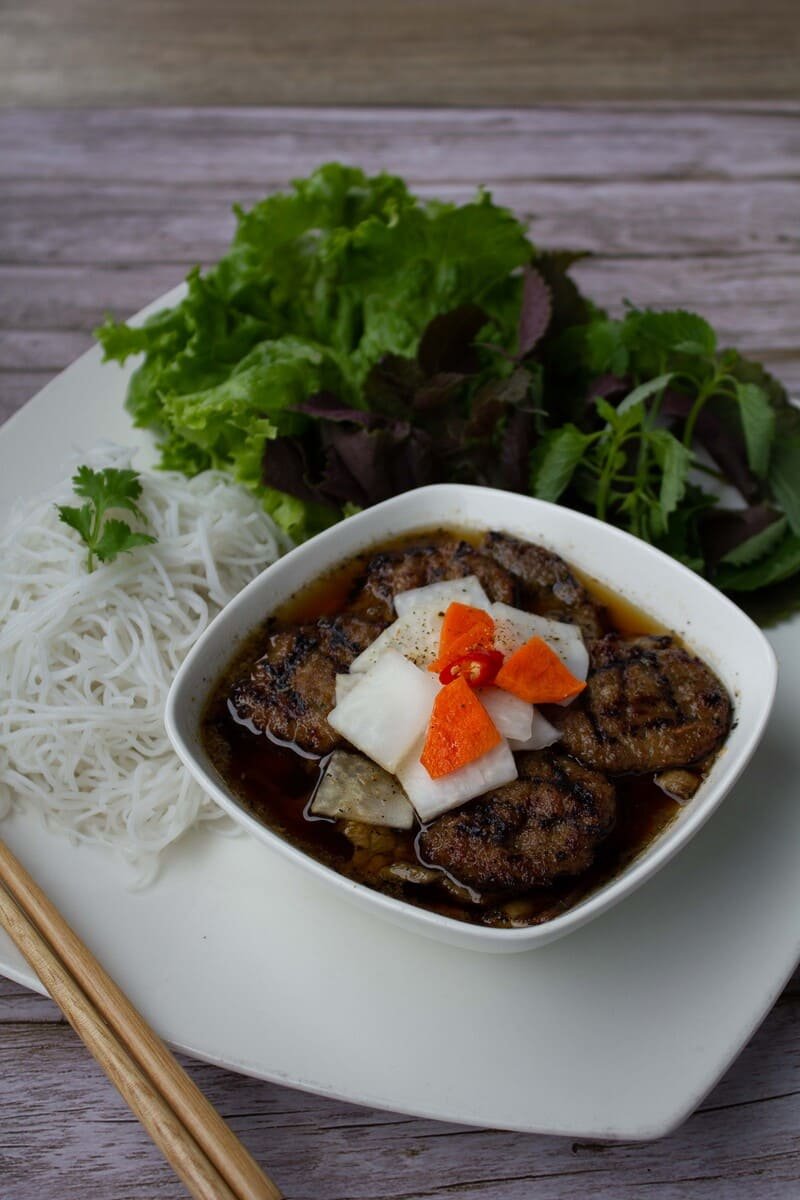 BÚN CHẢ HÀ NỘI Ha Noi Style Vermicelli Noodles W/ Grilled Pork