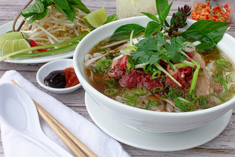 PHỞ ĐẶC BIỆT Special Rice Noodle Soup (Every Meat)