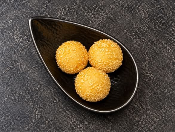 Golden Red Bean Sesame Balls (3 pieces)